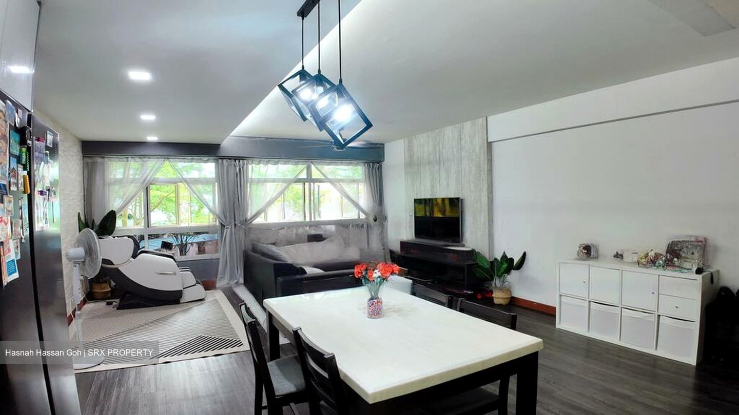 Blk 426C Floral Spring @ Yishun (Yishun), HDB 5 Rooms #476041611